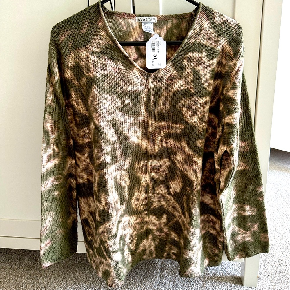 Avalin green tie dye pullover sweater